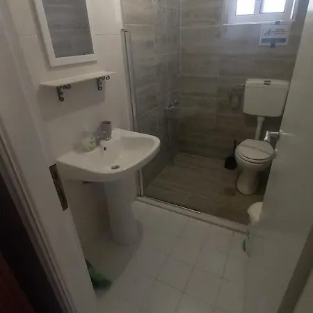 Kessaris Lägenhetshotell